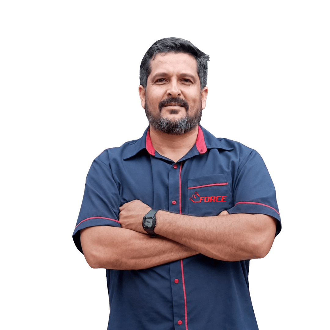 Especialista da EFORCE Eletrônica Automotiva